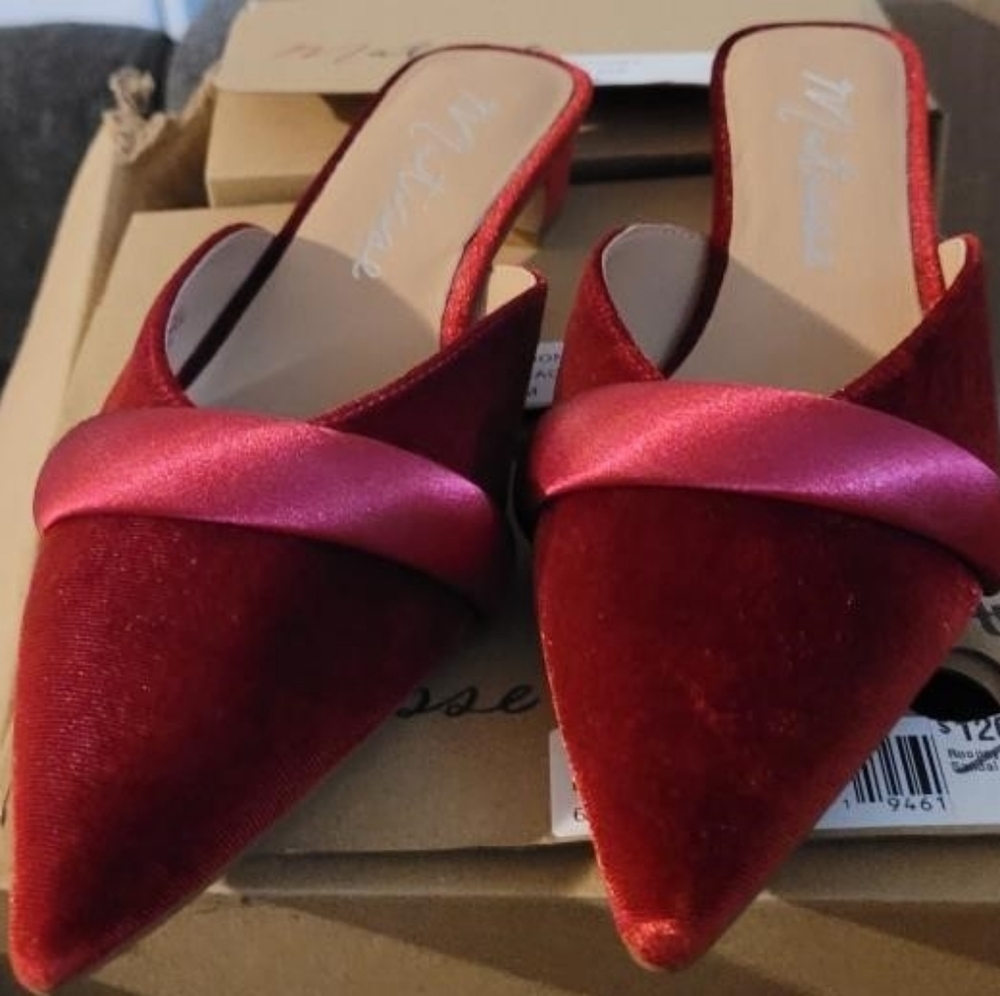 Matisse Womens Kellan Slip On Mule Red - 8.5 - New, Velvet